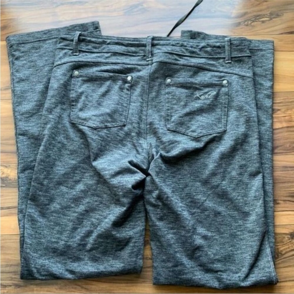 Kuhl women’s gray straight leg Pants 12S